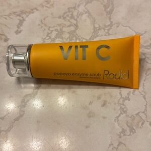 New Rodial Vit C Papaya Enzyme Scrub 2.36 oz